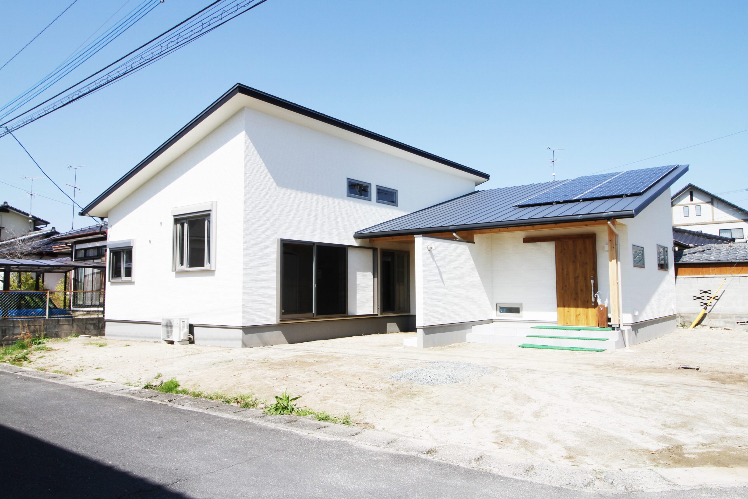 交わるウチとソト　FLAT LIFE