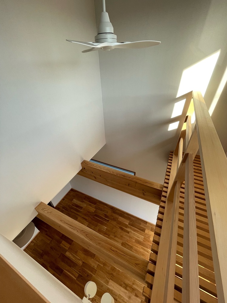 明るくて居心地のいいシンプル空間