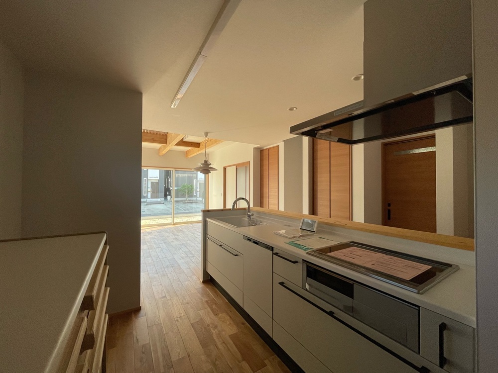 明るくて居心地のいいシンプル空間