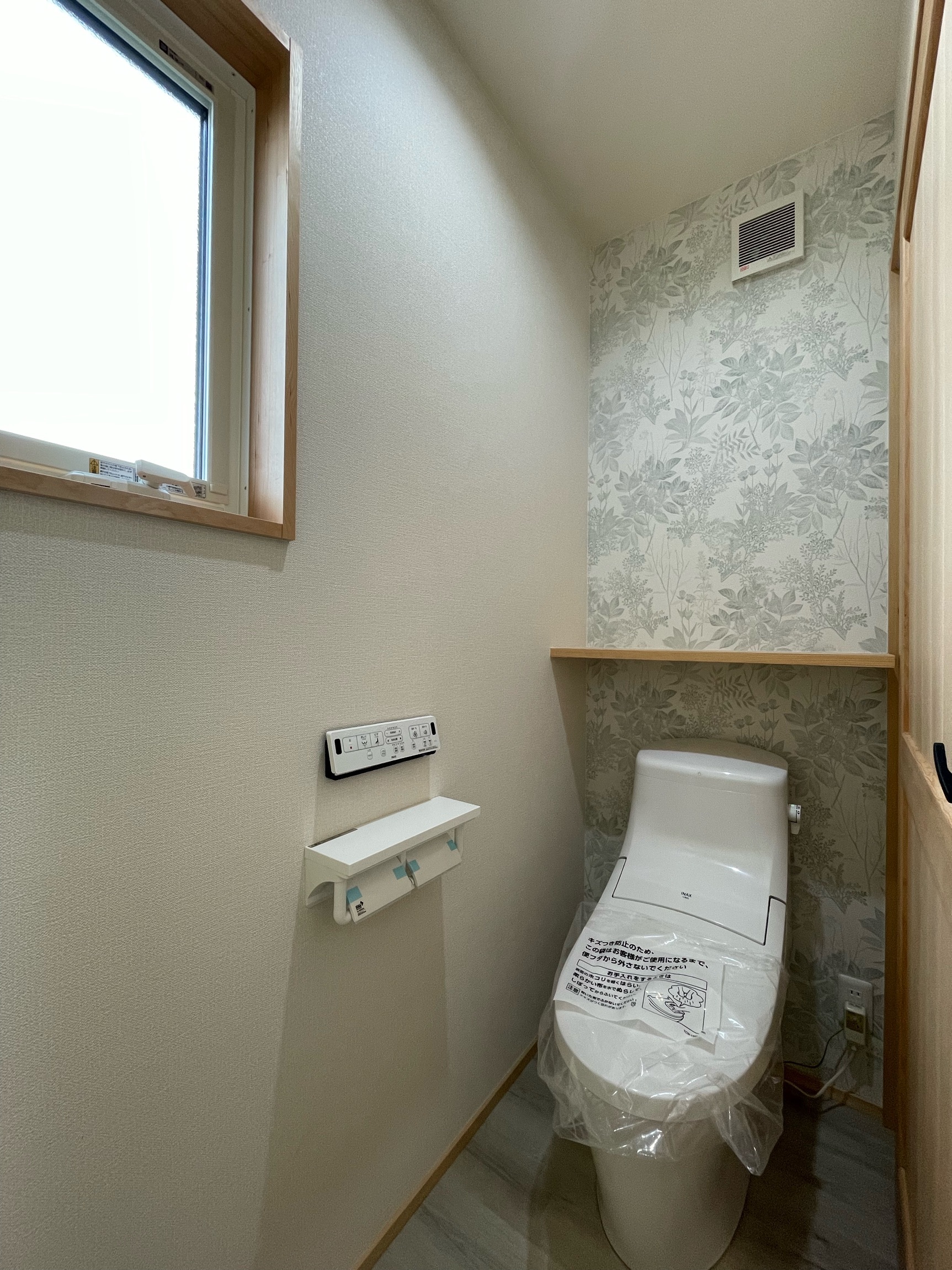 オシャレで落ち着きのあるお菓子屋さん