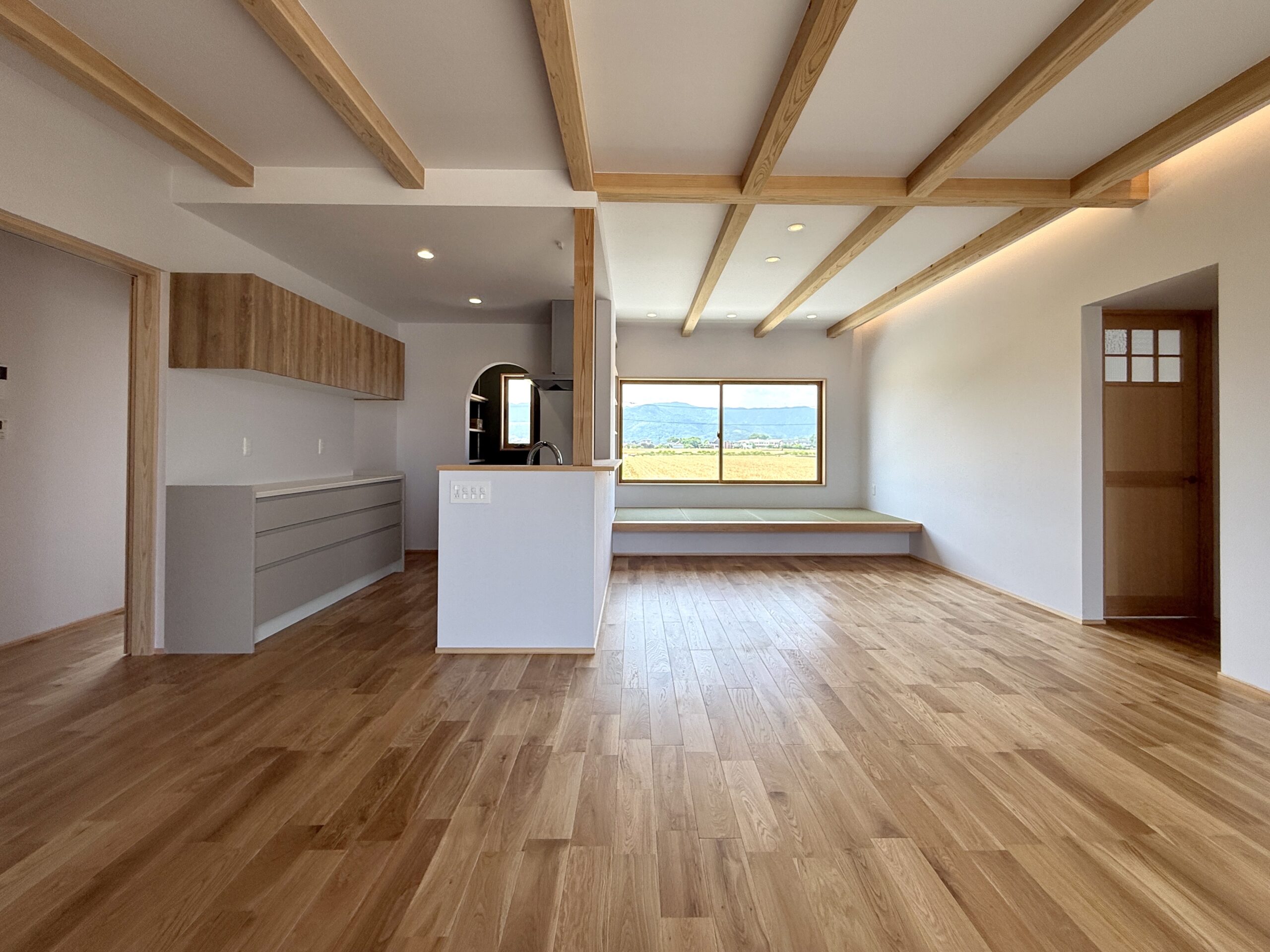 光で変わる住まいの表情