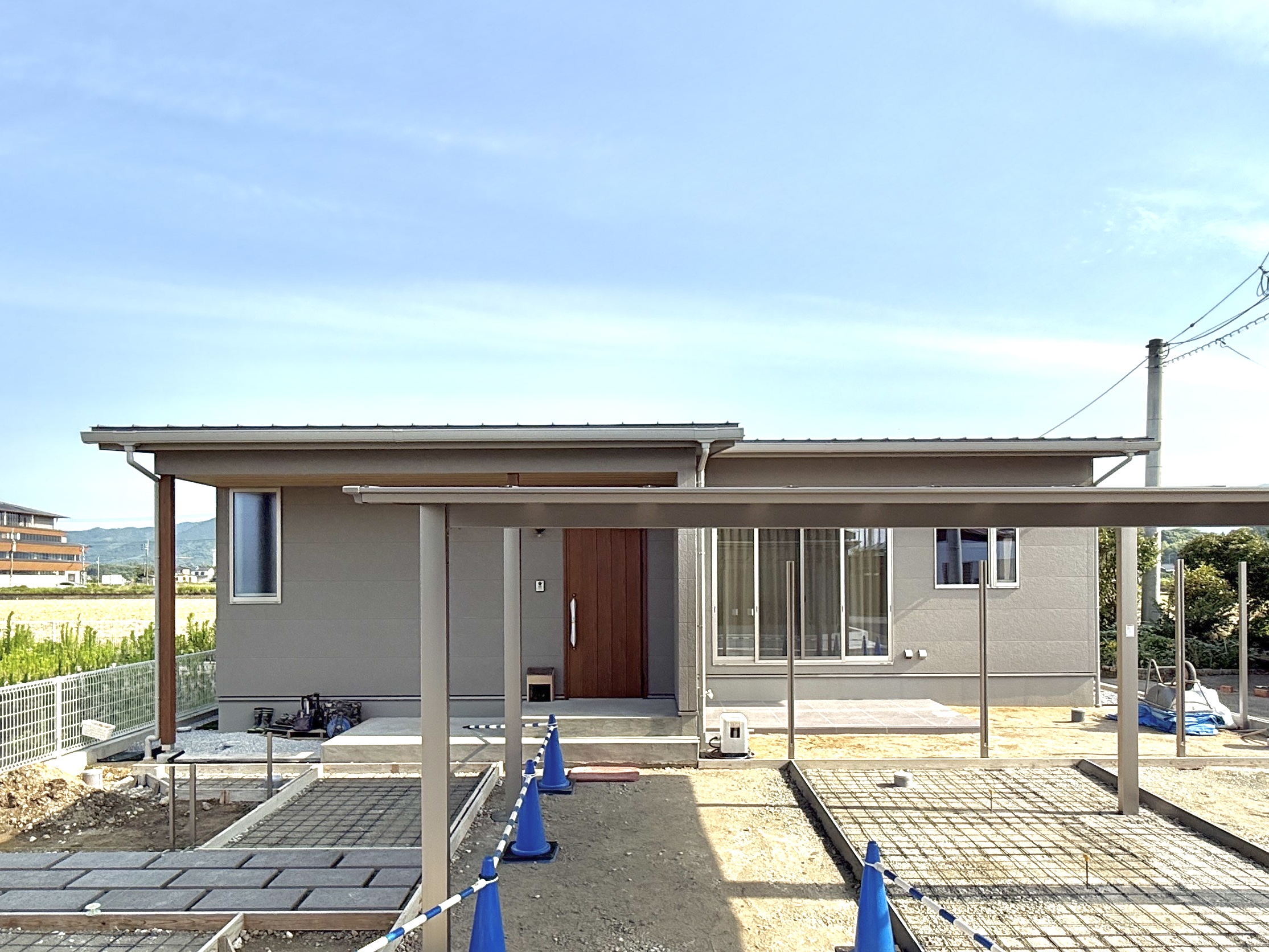 光で変わる住まいの表情